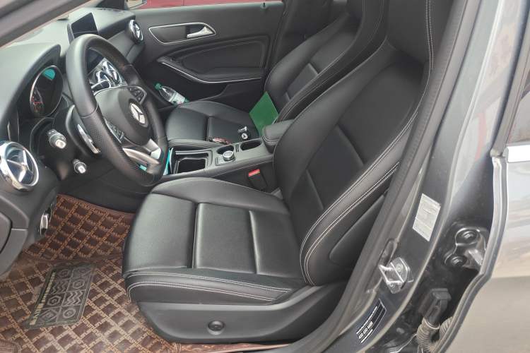 Used Mercedes-Benz GLA 2019 GLA 200 Dynamic Edition Left Front Seat