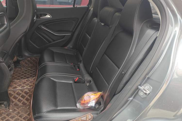 Used Mercedes-Benz GLA 2019 GLA 200 Dynamic Edition Left Rear Seat