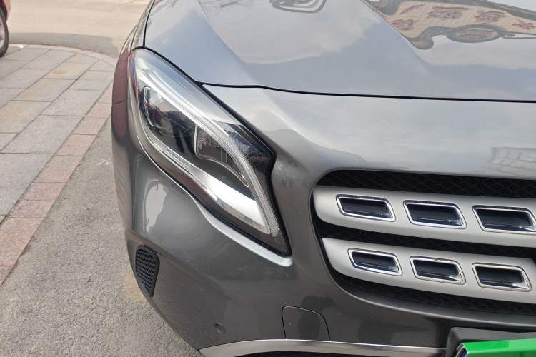 Used Mercedes-Benz GLA 2019 GLA 200 Dynamic Edition Right Front Headlight