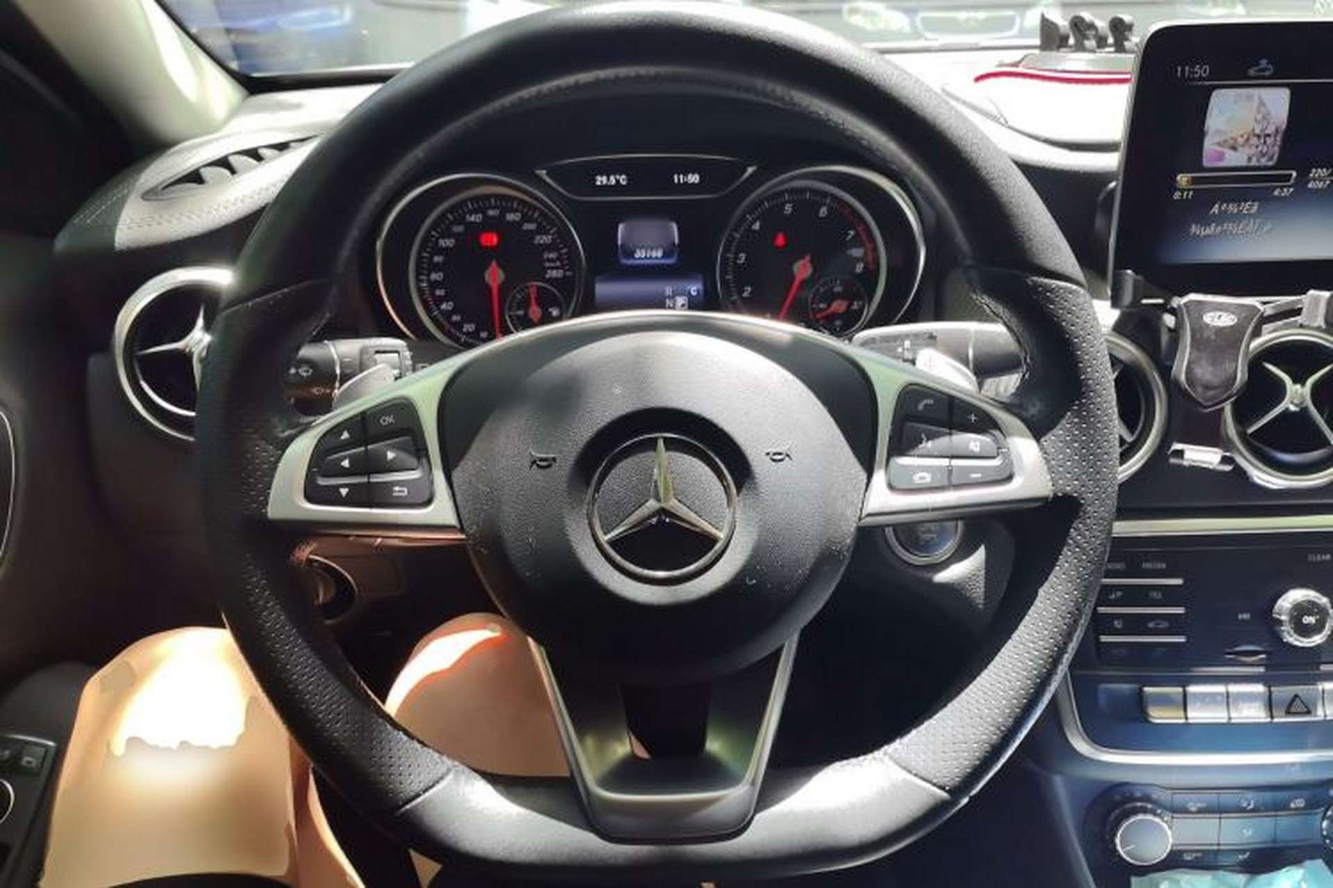 Used Mercedes-Benz GLA 2019 GLA 200 Fashion Model Steering Wheel