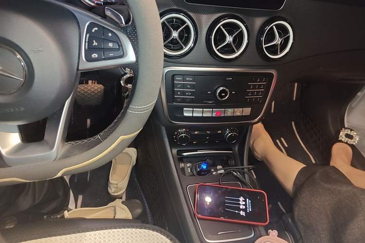 Used Mercedes-Benz GLA 2019 GLA 200 Dynamic Edition Audio And AC Panel
