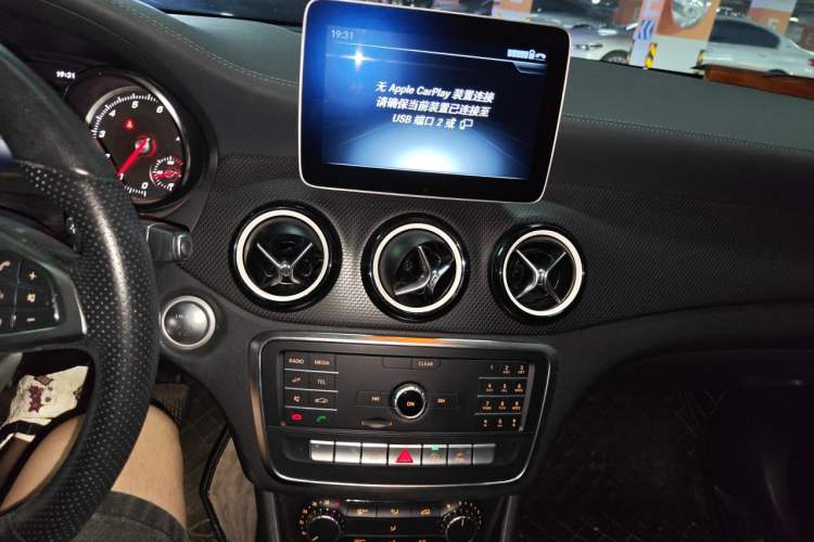 Used Mercedes-Benz GLA 2019 GLA 200 Fashion Model Audio And AC Panel