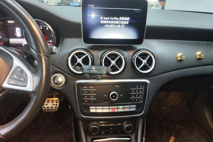 Used Mercedes-Benz GLA 2019 GLA 200 Fashion Model Audio And AC Panel