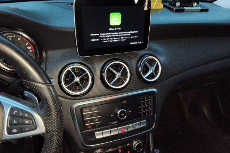 Used Mercedes-Benz GLA 2019 GLA 200 Dynamic Edition Audio And AC Panel