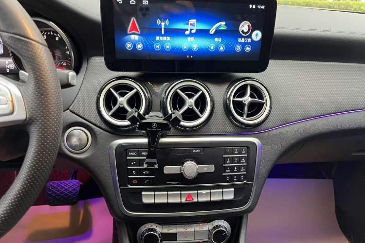 Used Mercedes-Benz GLA 2019 GLA 200 Fashion Model Audio And AC Panel