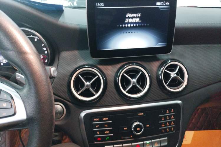 Used Mercedes-Benz GLA 2019 GLA 200 Fashion Model Audio And AC Panel