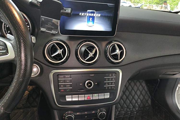 Used Mercedes-Benz GLA 2019 GLA 200 Fashion Model Audio And AC Panel
