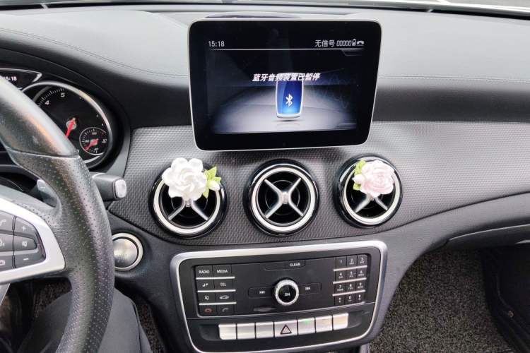 Used Mercedes-Benz GLA 2019 GLA 200 Fashion Model Audio And AC Panel