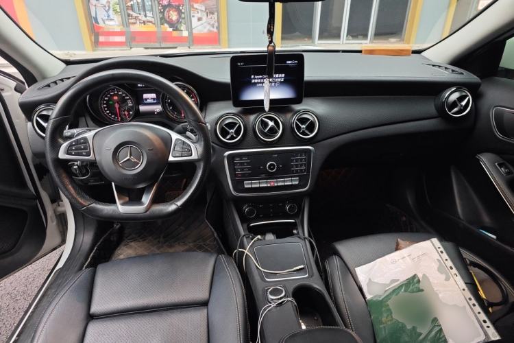 Used Mercedes-Benz GLA 2019 GLA 200 Fashion Model Center Console