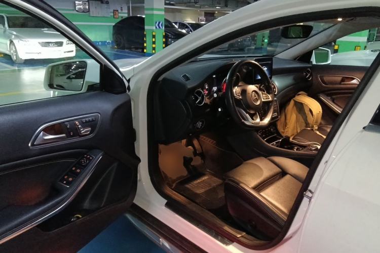 Used Mercedes-Benz GLA 2019 GLA 200 Fashion Model Driver Seat