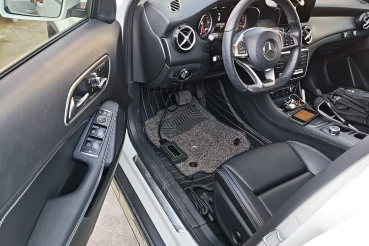 Used Mercedes-Benz GLA 2019 GLA 200 Fashion Model Driver Seat