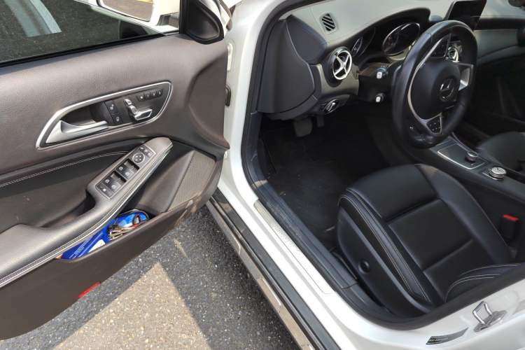 Used Mercedes-Benz GLA 2019 GLA 200 Fashion Model Driver Seat