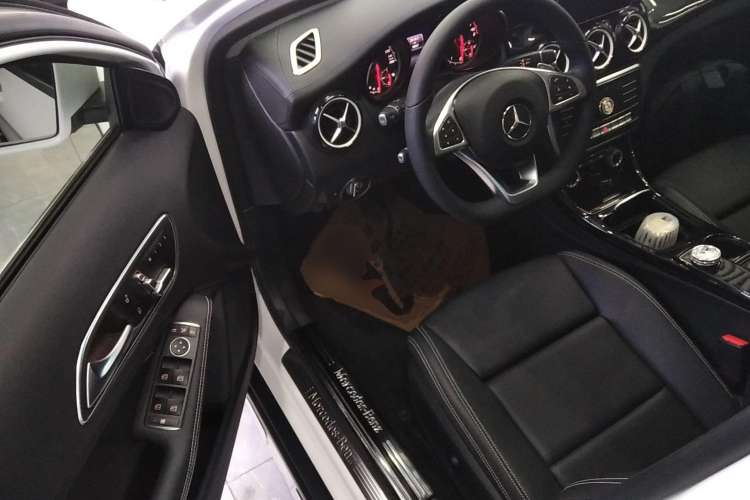 Used Mercedes-Benz GLA 2019 GLA 200 Fashion Model Driver Seat