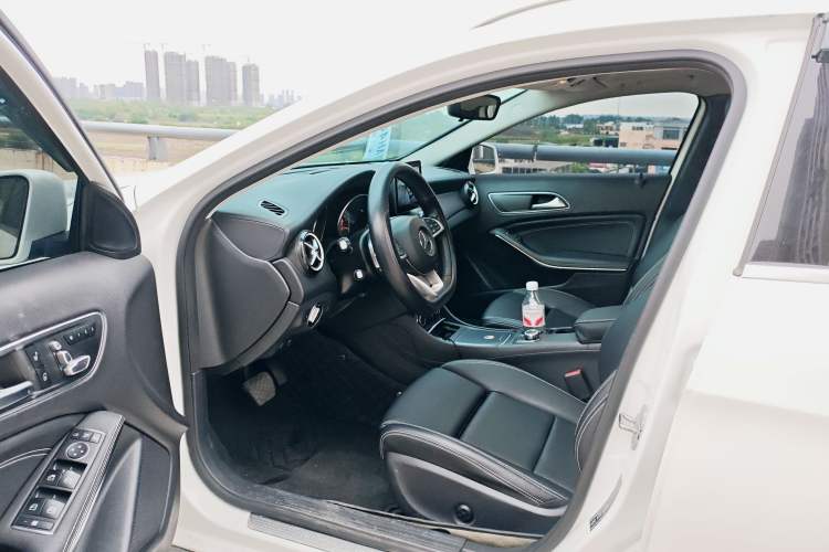 Used Mercedes-Benz GLA 2019 GLA 200 Fashion Model Driver Seat