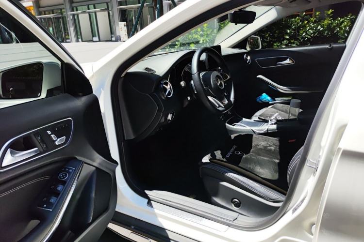 Used Mercedes-Benz GLA 2019 GLA 200 Fashion Model Driver Seat