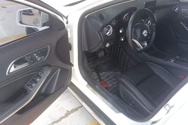 Used Mercedes-Benz GLA 2019 GLA 200 Fashion Model Driver Seat