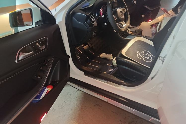 Used Mercedes-Benz GLA 2019 GLA 200 Dynamic Edition Driver Seat