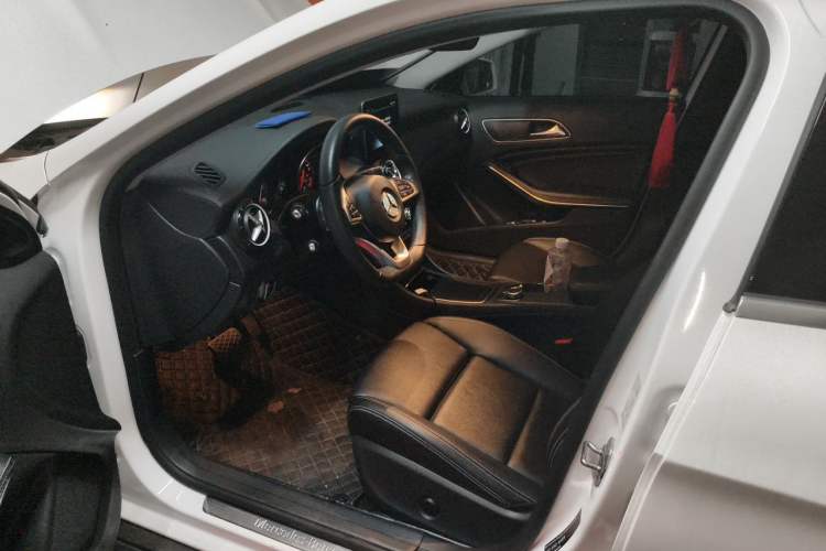 Used Mercedes-Benz GLA 2019 GLA 200 Fashion Model Driver Seat