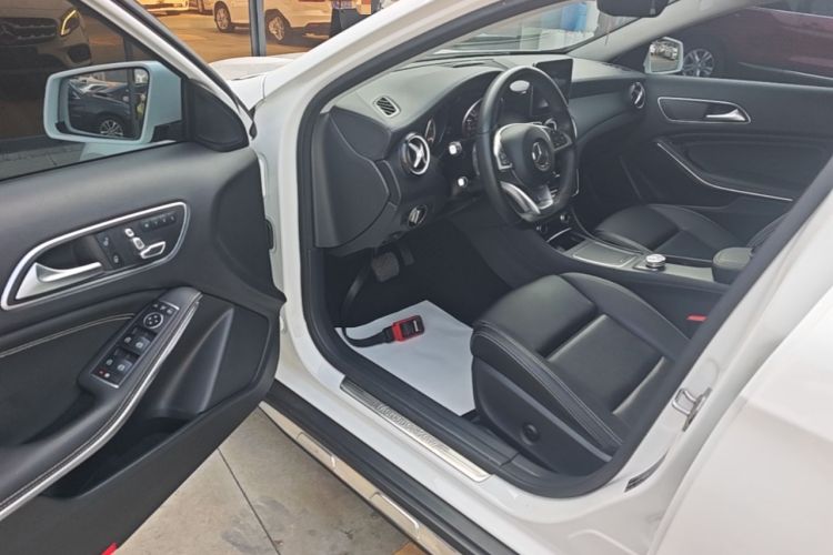 Used Mercedes-Benz GLA 2019 GLA 200 Fashion Model Driver Seat