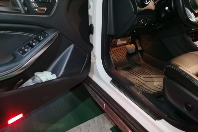 Used Mercedes-Benz GLA 2019 GLA 200 Dynamic Edition Driver Seat
