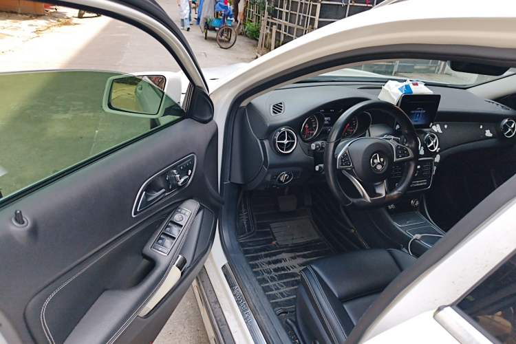 Used Mercedes-Benz GLA 2019 GLA 200 Fashion Model Driver Seat