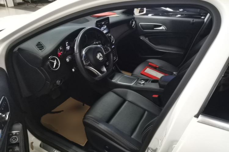 Used Mercedes-Benz GLA 2019 GLA 200 Fashion Model Driver Seat