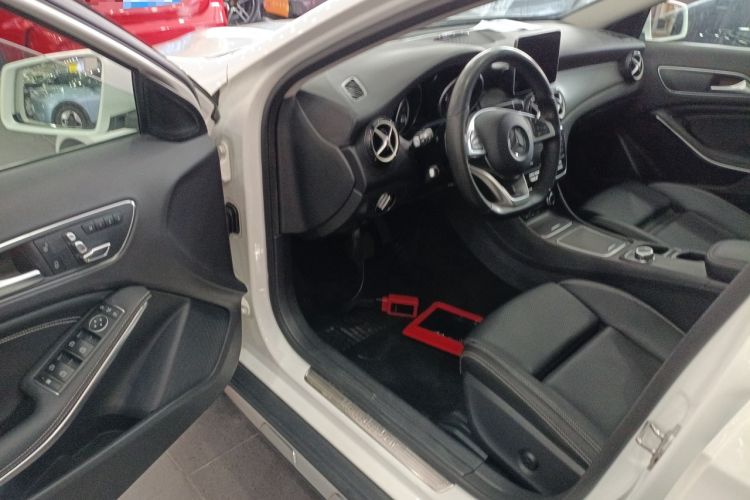 Used Mercedes-Benz GLA 2019 GLA 200 Fashion Model Driver Seat