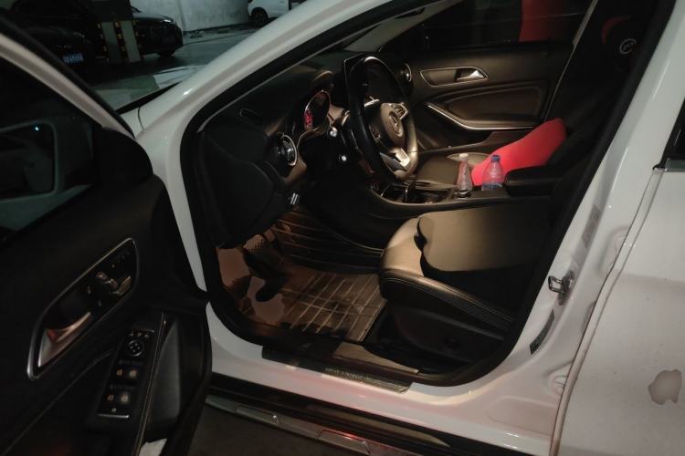 Used Mercedes-Benz GLA 2019 GLA 200 Fashion Model Driver Seat