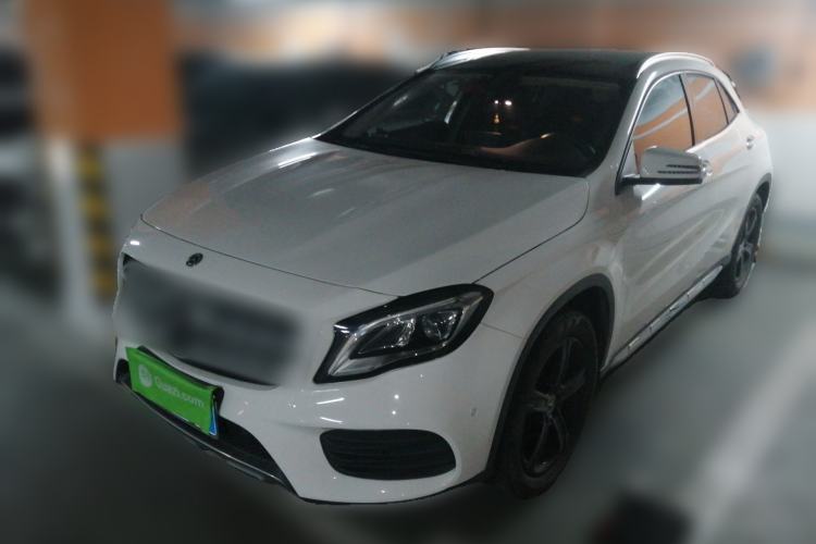 Used Mercedes-Benz GLA 2019 GLA 200 Fashion Model Guazi used car, China used car export, Used car for sale, Used cars, Cheapest cars for sale