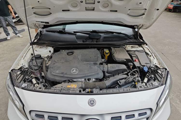 Used Mercedes-Benz GLA 2019 GLA 200 Fashion Model Engine Bay