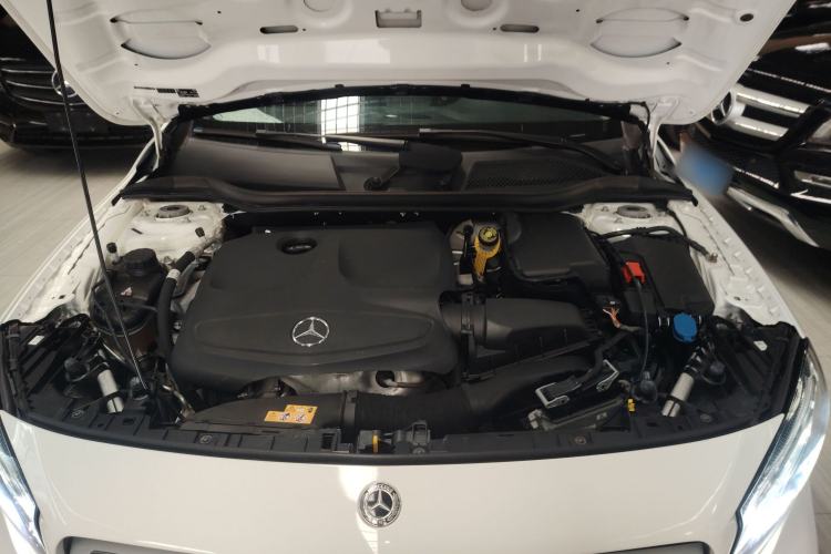 Used Mercedes-Benz GLA 2019 GLA 200 Fashion Model Engine Bay
