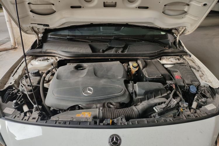 Used Mercedes-Benz GLA 2019 GLA 200 Dynamic Edition Engine Bay