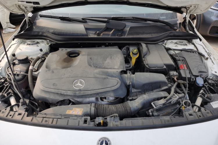 Used Mercedes-Benz GLA 2019 GLA 200 Dynamic Edition Engine Bay