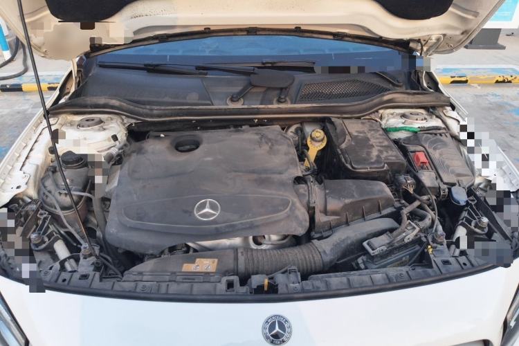 Used Mercedes-Benz GLA 2019 GLA 200 Fashion Model Engine Bay