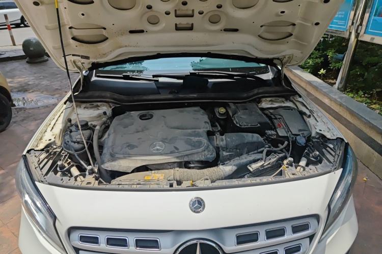 Used Mercedes-Benz GLA 2019 GLA 200 Fashion Model Engine Bay