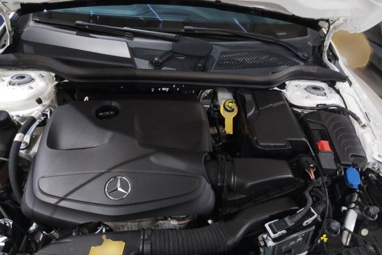 Used Mercedes-Benz GLA 2019 GLA 200 Dynamic Edition Engine Bay