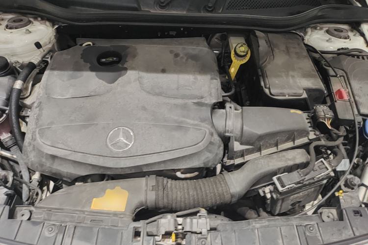 Used Mercedes-Benz GLA 2019 GLA 200 Fashion Model Engine Bay