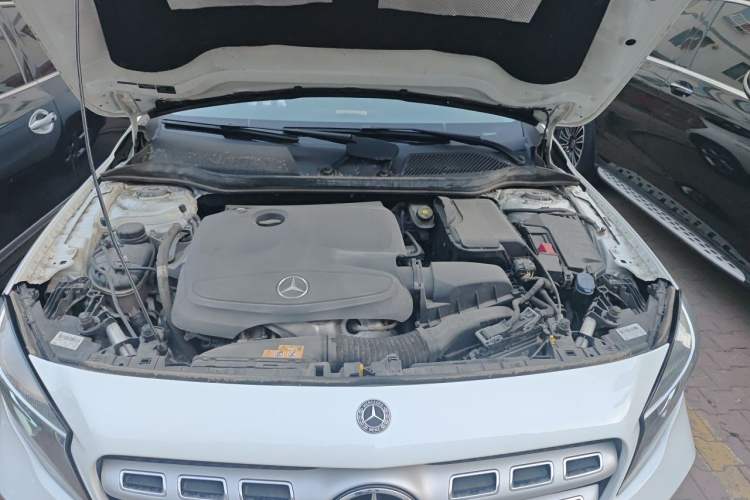 Used Mercedes-Benz GLA 2019 GLA 200 Dynamic Edition Engine Bay