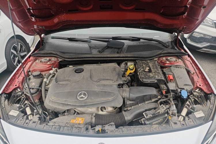 Used Mercedes-Benz GLA 2019 GLA 200 Dynamic Edition Engine Bay