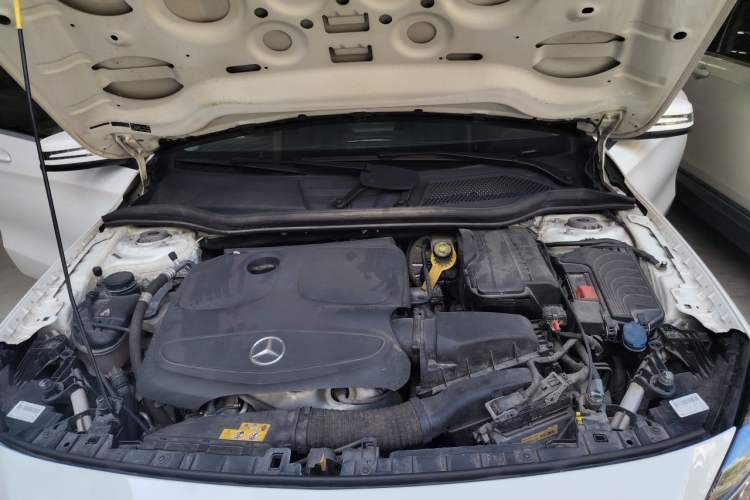 Used Mercedes-Benz GLA 2019 GLA 200 Dynamic Edition Engine Bay