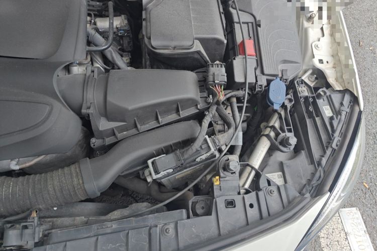 Used Mercedes-Benz GLA 2019 GLA 200 Fashion Model Engine Bay Left