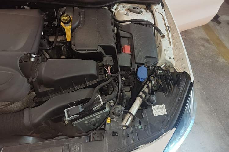 Used Mercedes-Benz GLA 2019 GLA 200 Dynamic Edition Engine Bay Left