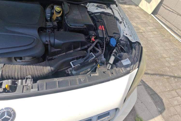 Used Mercedes-Benz GLA 2019 GLA 200 Dynamic Edition Engine Bay Left