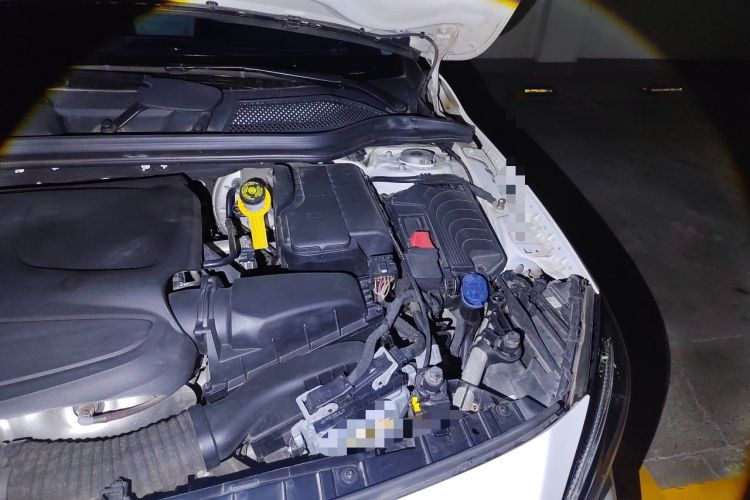 Used Mercedes-Benz GLA 2019 GLA 200 Fashion Model Engine Bay Left