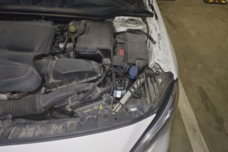 Used Mercedes-Benz GLA 2019 GLA 200 Fashion Model Engine Bay Left