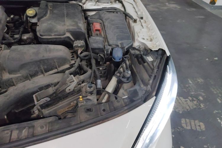 Used Mercedes-Benz GLA 2019 GLA 200 Fashion Model Engine Bay Left