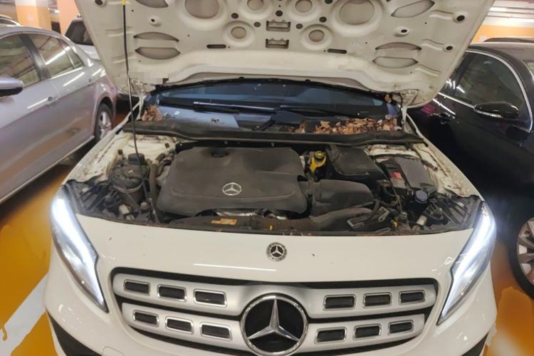 Used Mercedes-Benz GLA 2019 GLA 200 Fashion Model Engine Bay