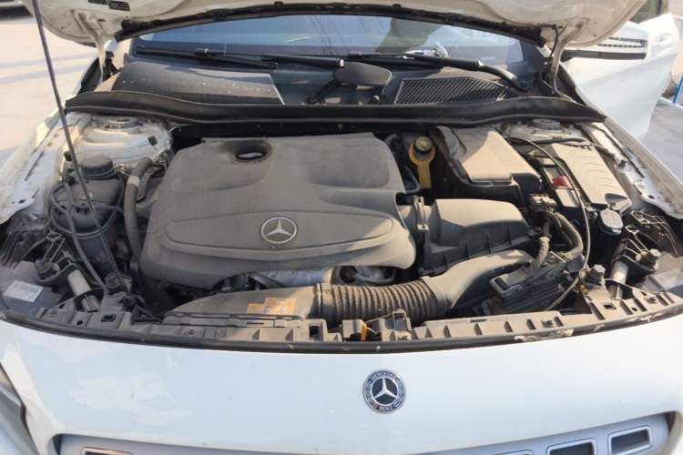 Used Mercedes-Benz GLA 2019 GLA 200 Dynamic Edition Engine Bay