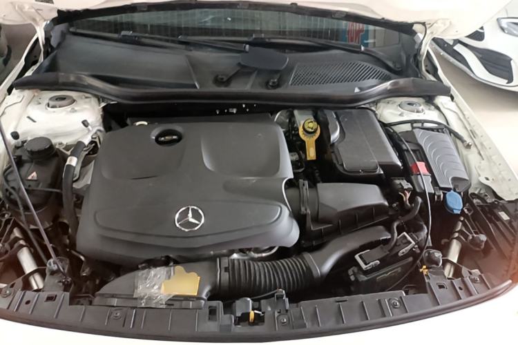 Used Mercedes-Benz GLA 2019 GLA 200 Fashion Model Engine Bay