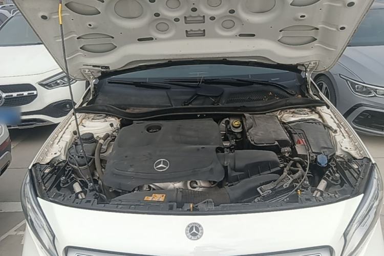 Used Mercedes-Benz GLA 2019 GLA 200 Fashion Model Engine Bay